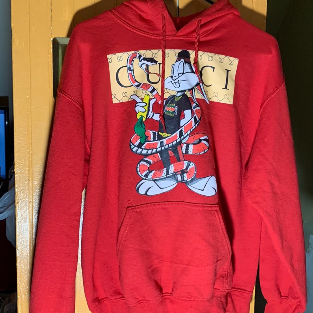 Bugs bunny Gucci Hoodie 😍 unisex